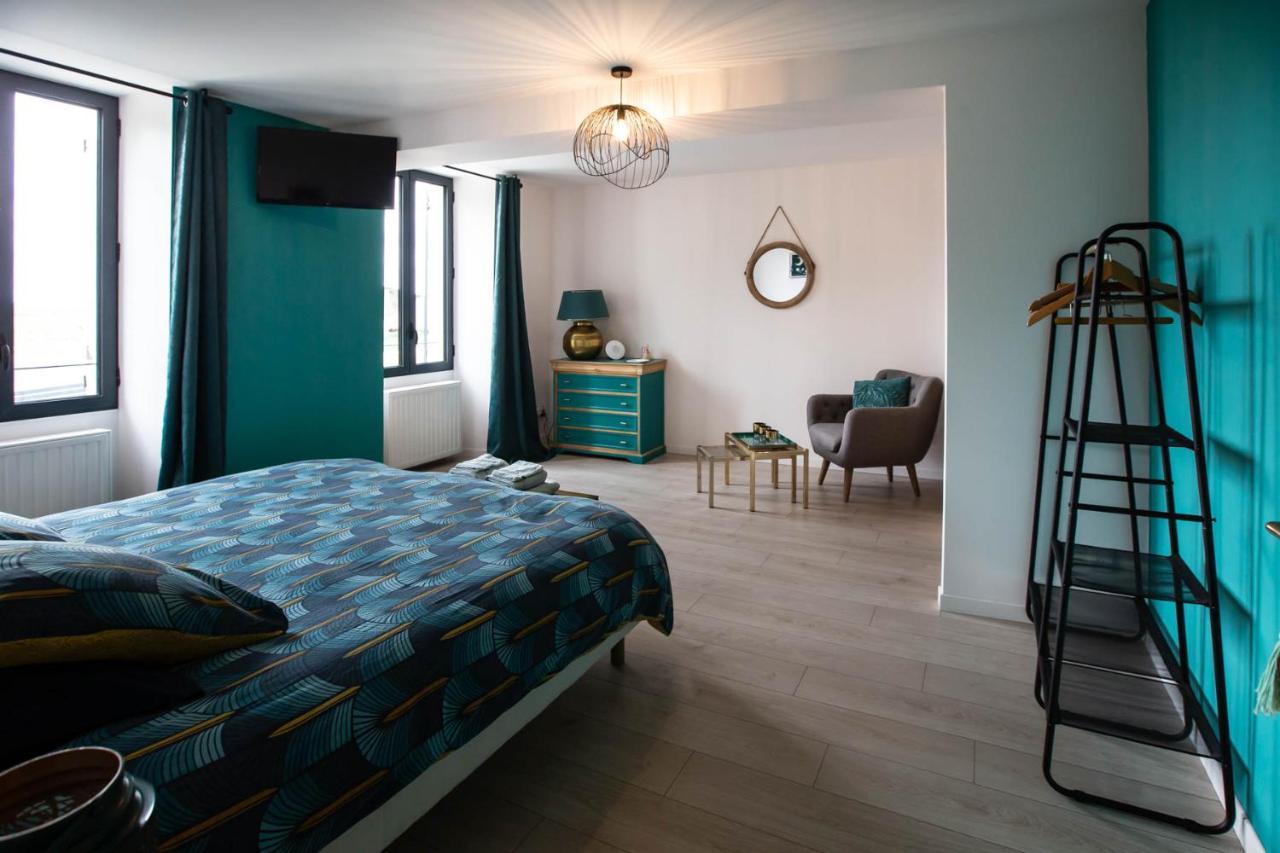 Au Bouchon Hotel Saint-Aigulin Kültér fotó