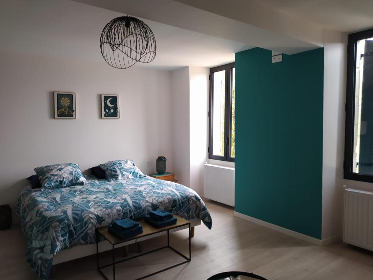 Au Bouchon Hotel Saint-Aigulin Kültér fotó
