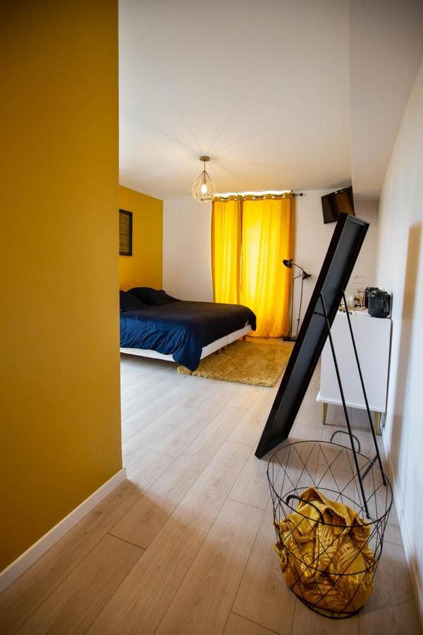 Au Bouchon Hotel Saint-Aigulin Kültér fotó