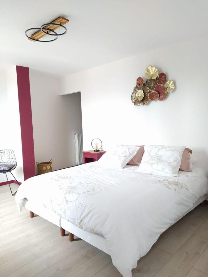 Au Bouchon Hotel Saint-Aigulin Kültér fotó