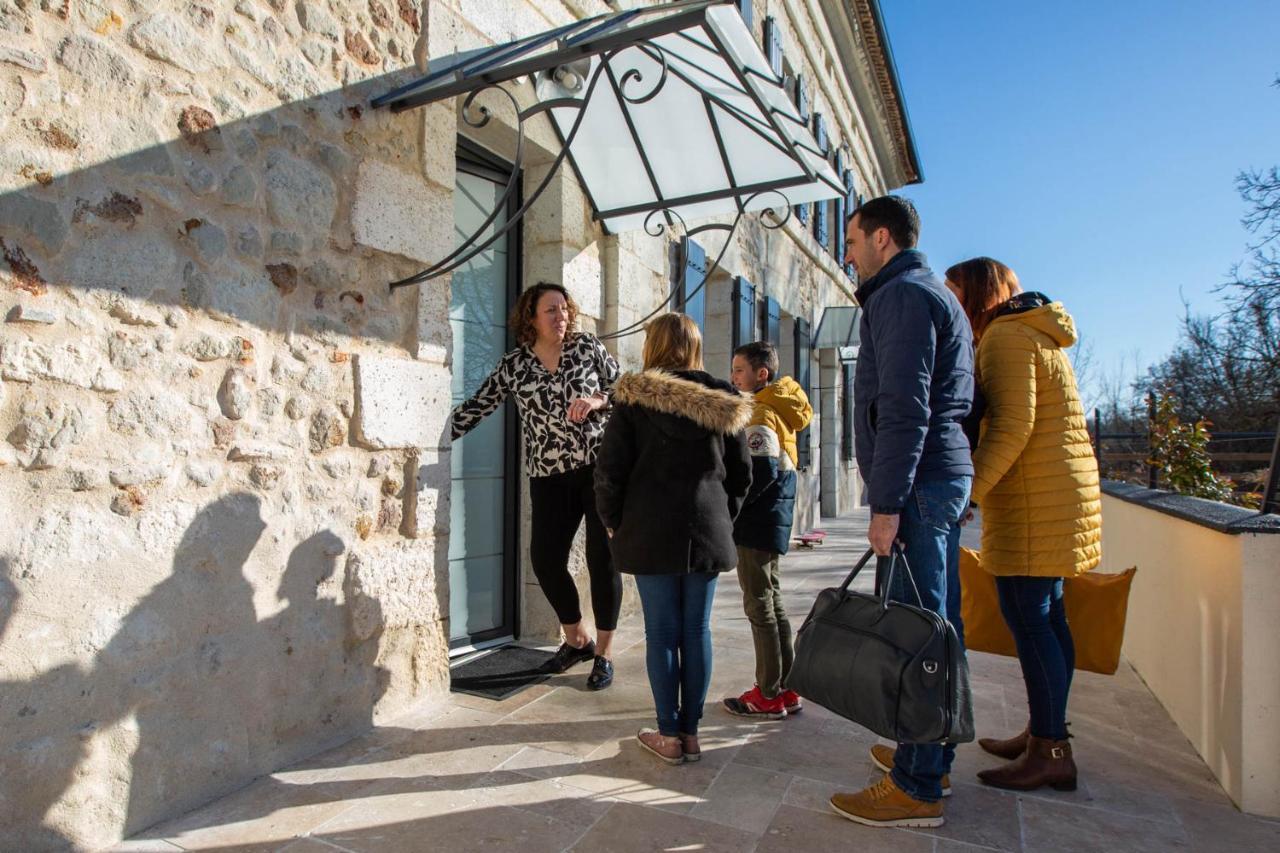 Au Bouchon Hotel Saint-Aigulin Kültér fotó